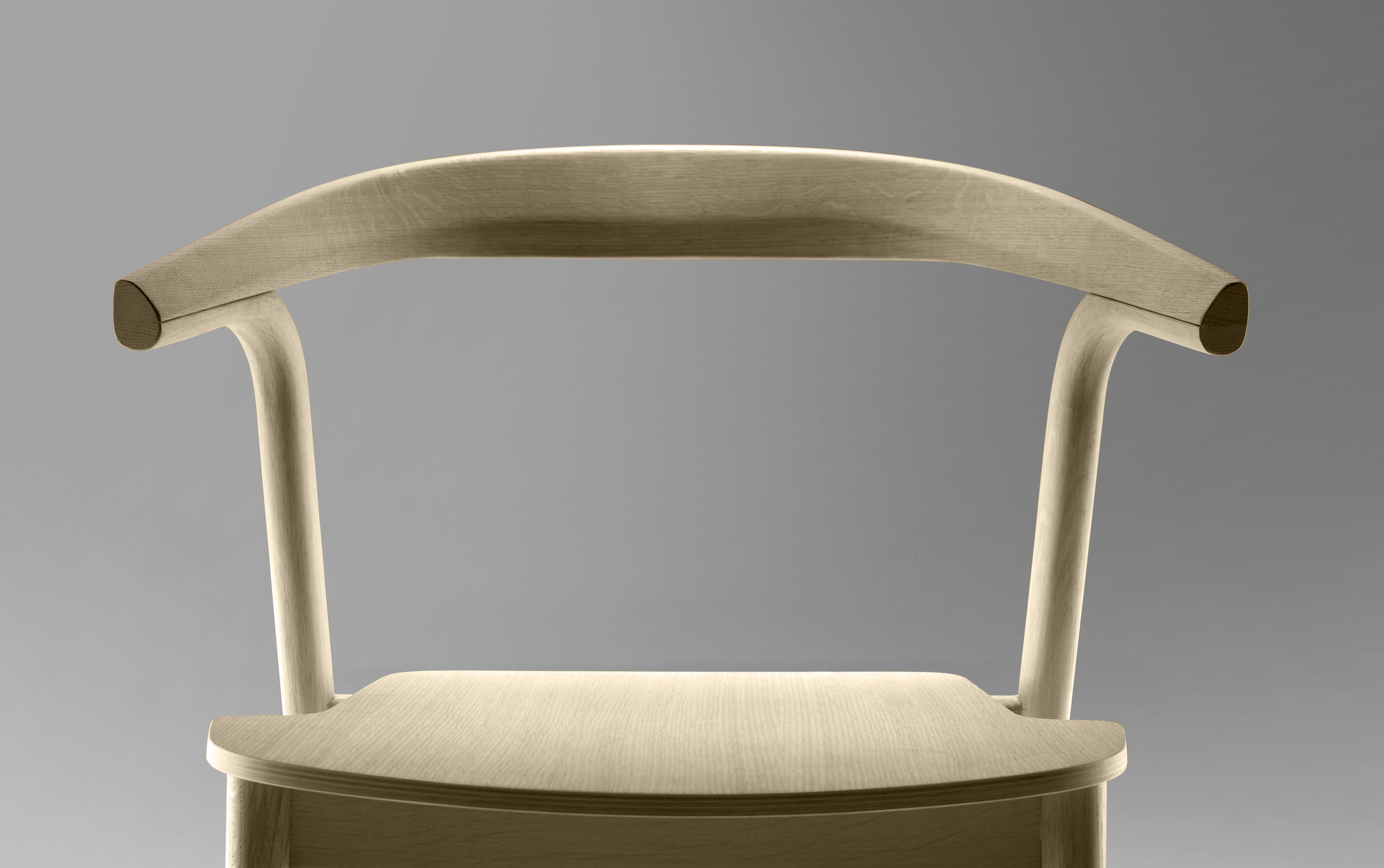  - Makil chair